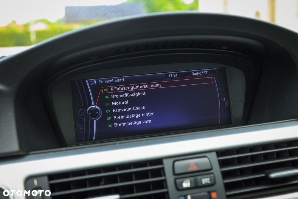 BMW Seria 3 320d xDrive DPF - 35