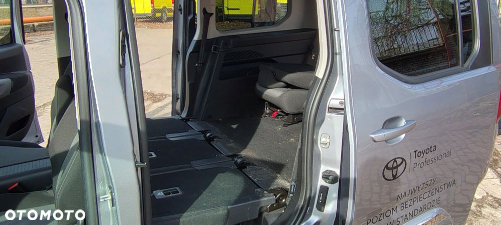 Toyota Proace City Verso Long 1.5 D-4D Family - 5