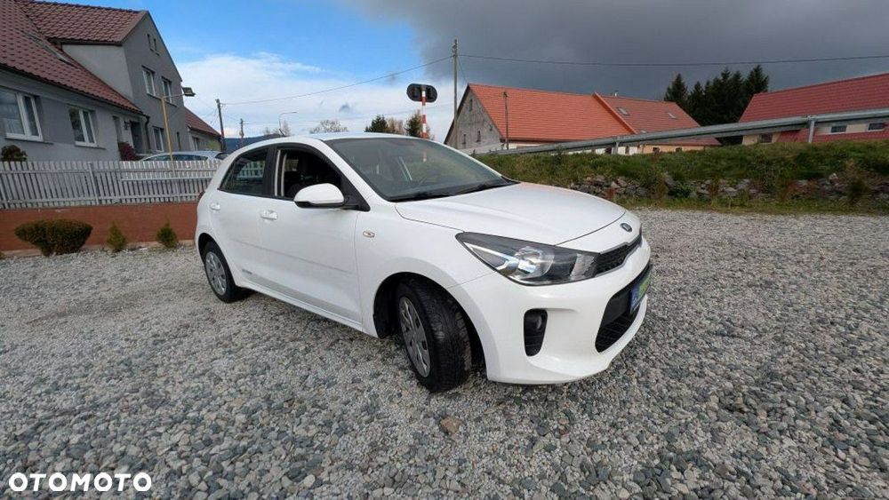 Kia Rio - 3