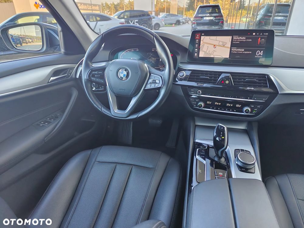 BMW Seria 5 518d - 7