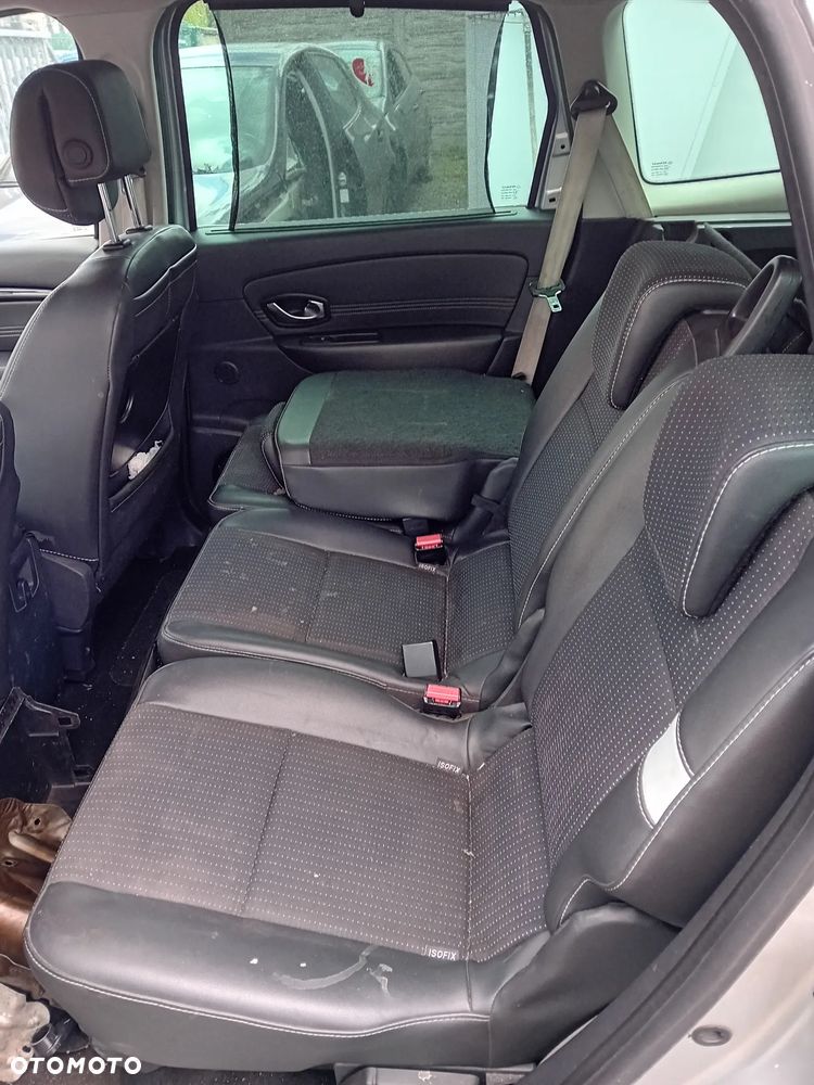 *RENAULT SCENIC III* Samochód na części - 9