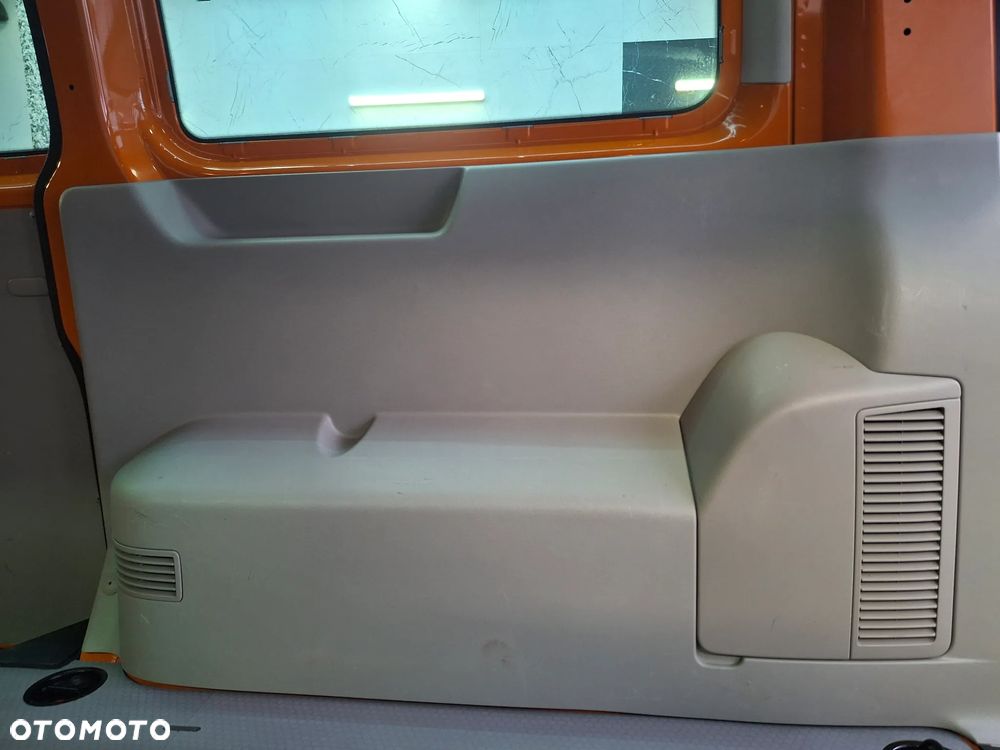 Volkswagen T6 Tansporter 4 MOTION Napęd 4x4 Webasto Klimatyzacja Grzane Fotele Hak Najmocniejsza Wersja 204 KM Pomarańczowy Służba Drogowa 9 Miejsc W Dowodzie - 27