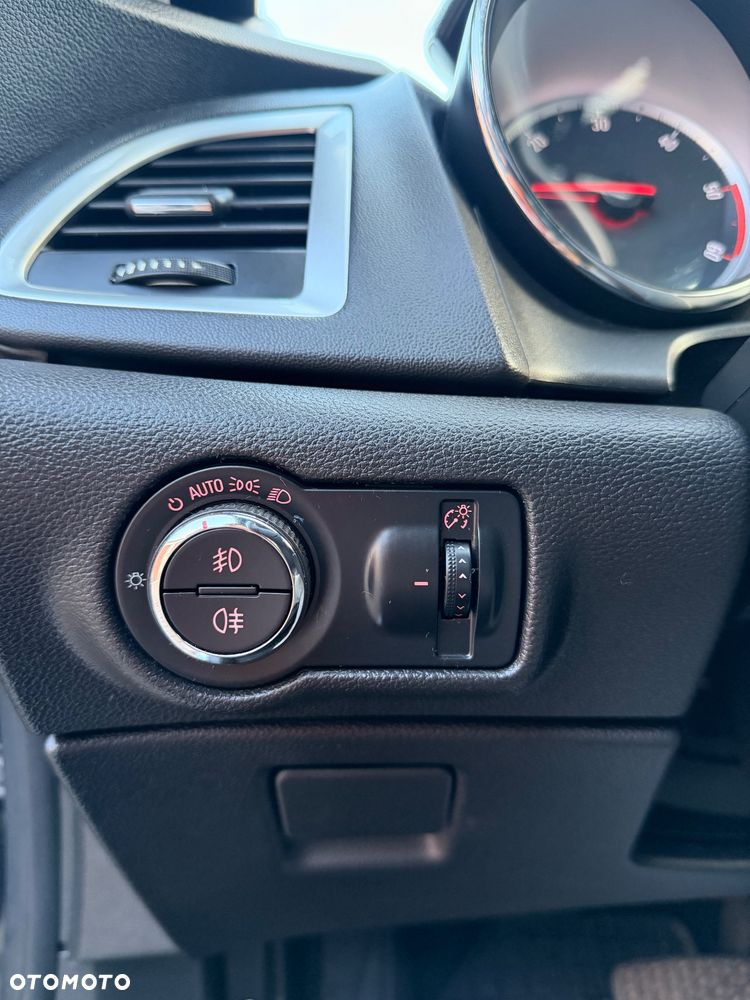 Opel Astra 2.0 CDTI DPF Automatik Sport - 19