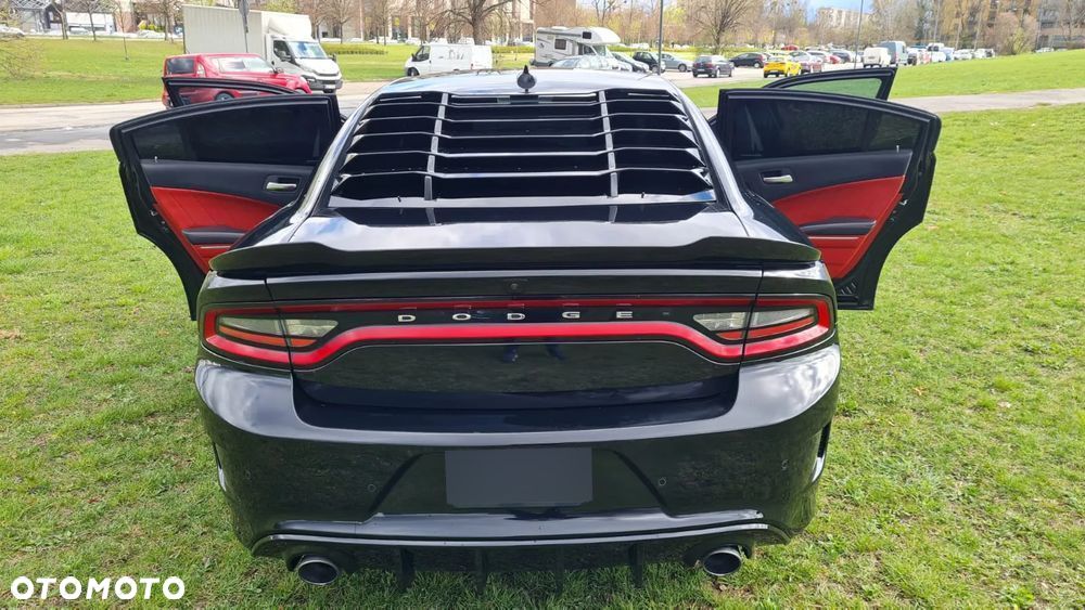 Dodge Charger Automatik R/T Scat Pack - 18