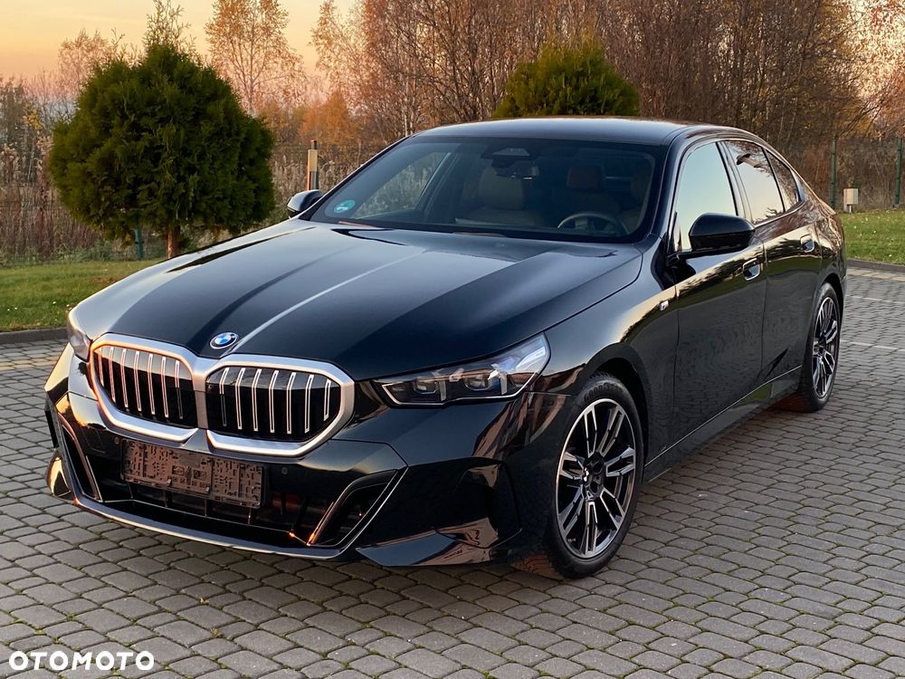 BMW Seria 5 520d xDrive - 9