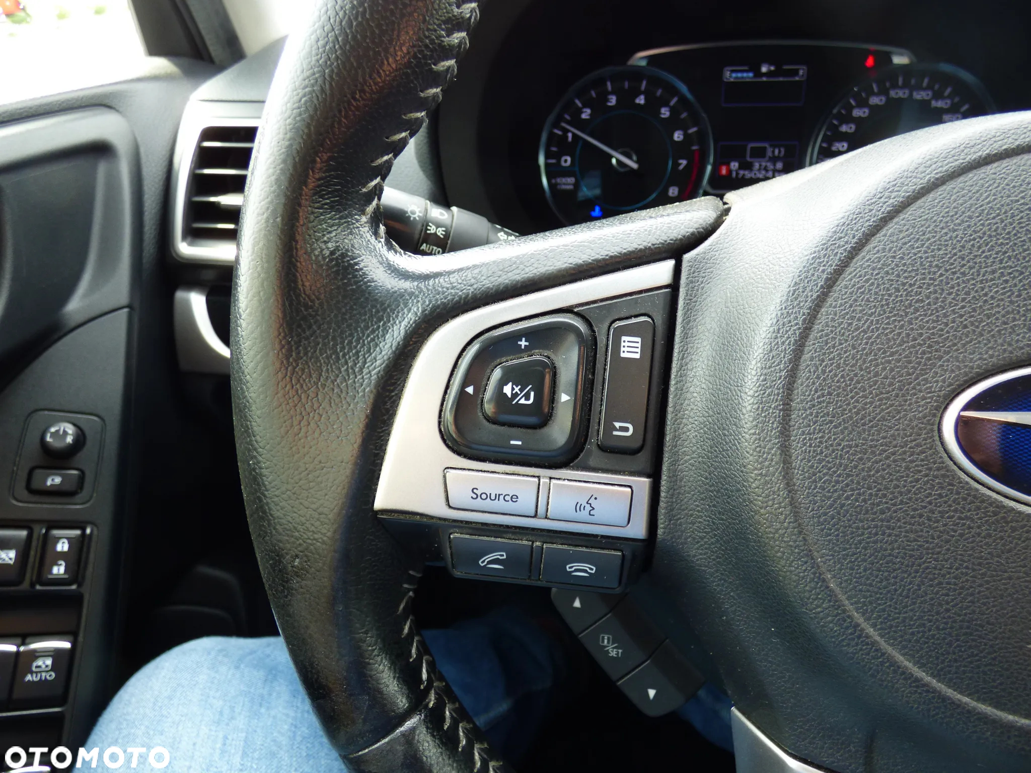 Subaru Forester 2.0 i Exclusive - 17
