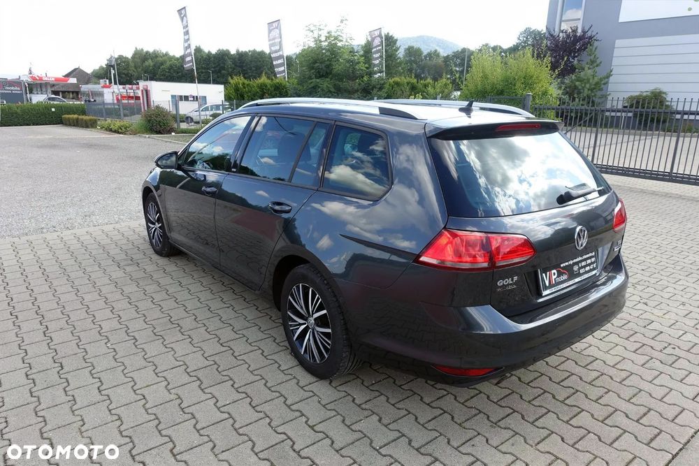 Volkswagen Golf 1.6 TDI BlueMotion Technology Allstar - 7