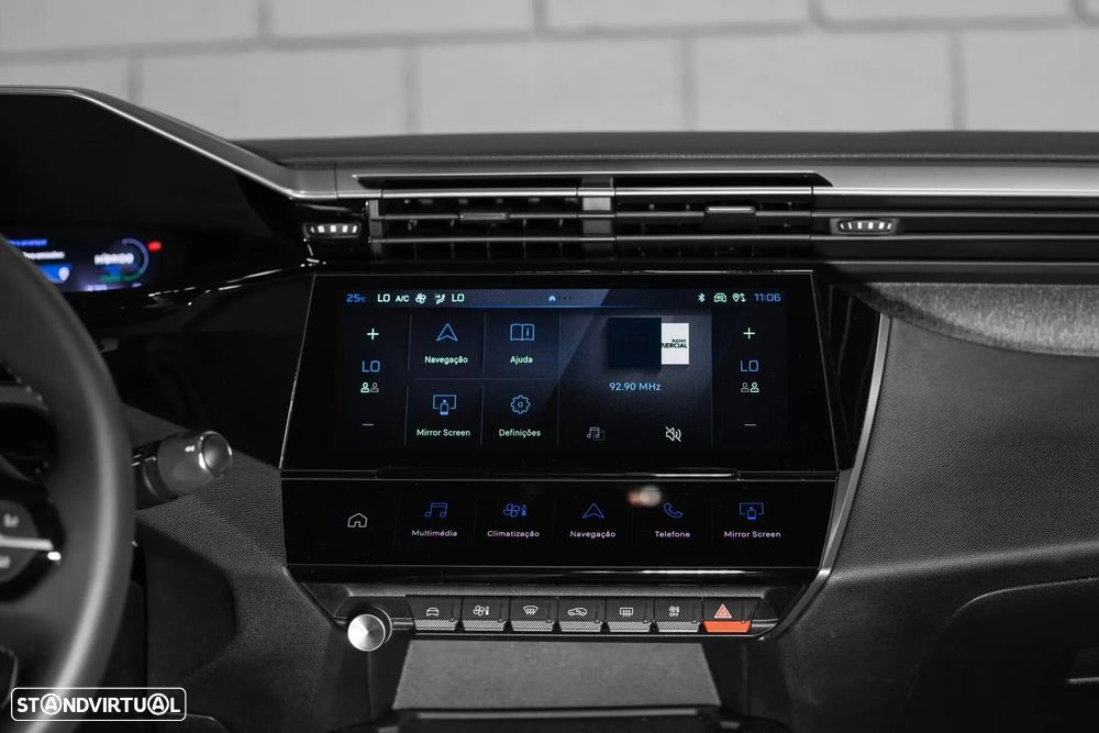 Peugeot 408 1.6 Hybrid Allure e-DCS7 - 12