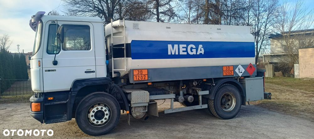 MAN 19.372 19-372 - 2