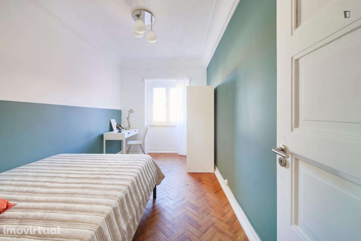 Quarto - localizado em Entrecampos Lisbon - Grande imagem: 5/17