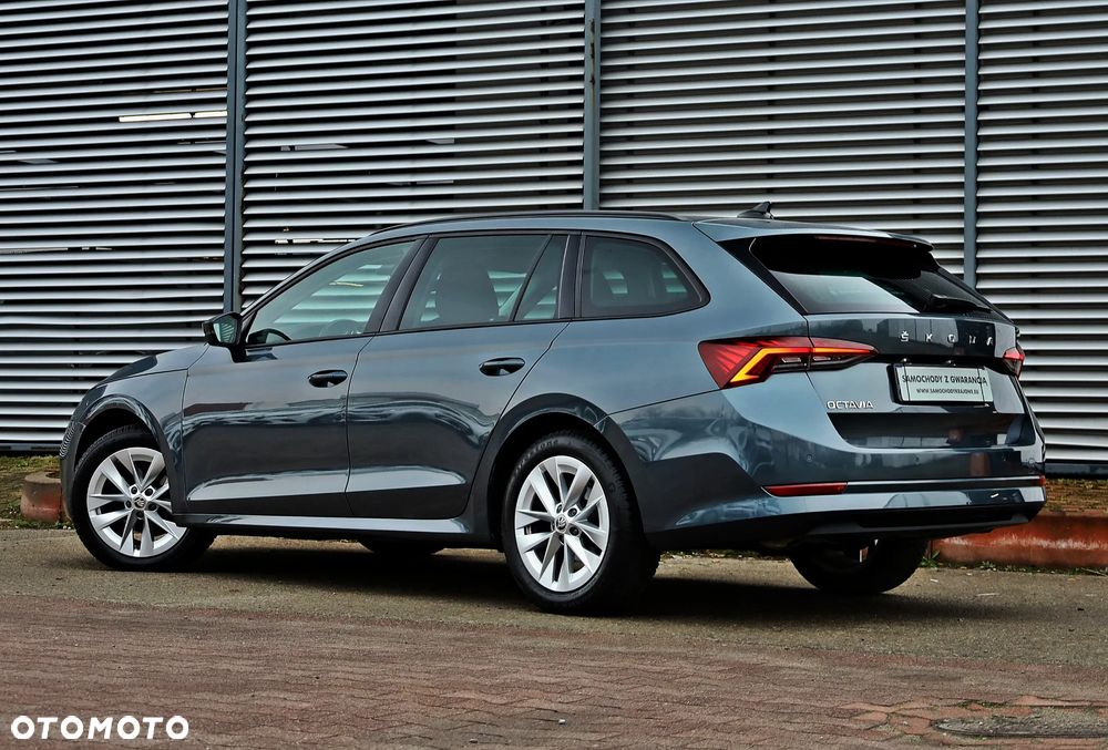Skoda Octavia 2.0 TDI SCR Ambition DSG - 9