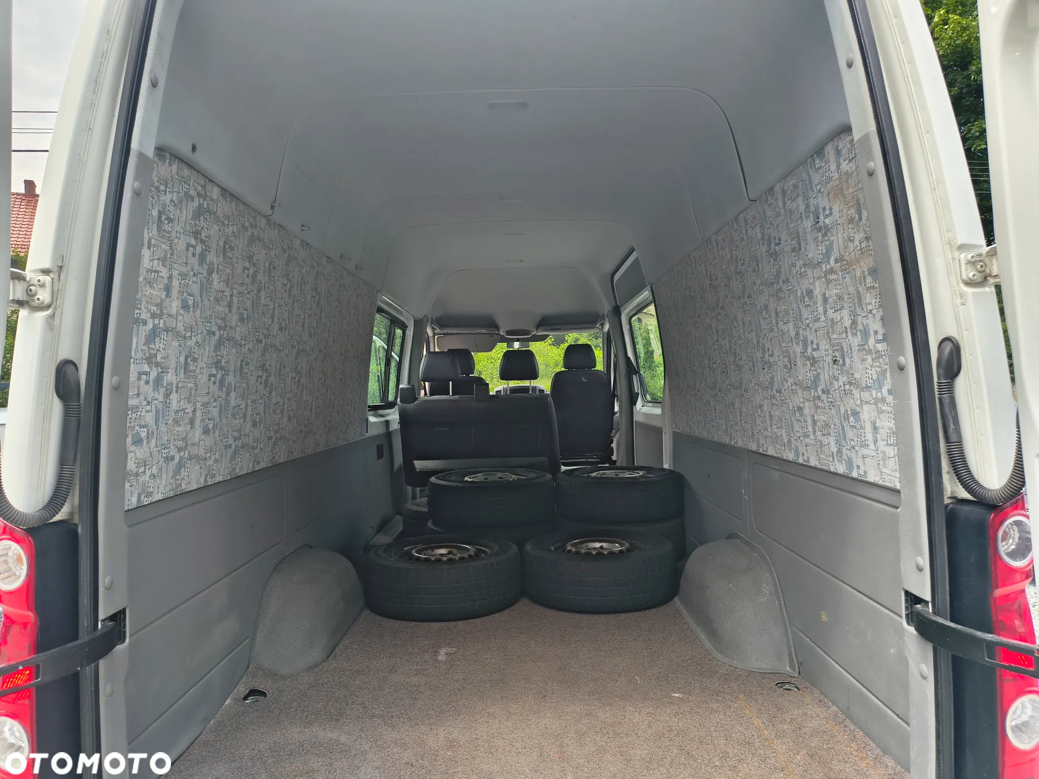 Volkswagen Crafter - 25