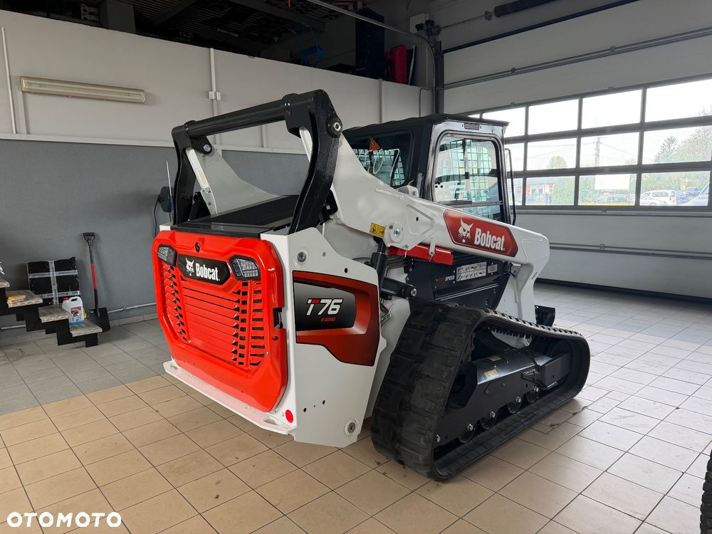 Bobcat T76 - 4
