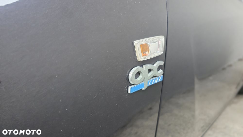 Opel Insignia 2.0 Turbo 4x4 Automatik - 11