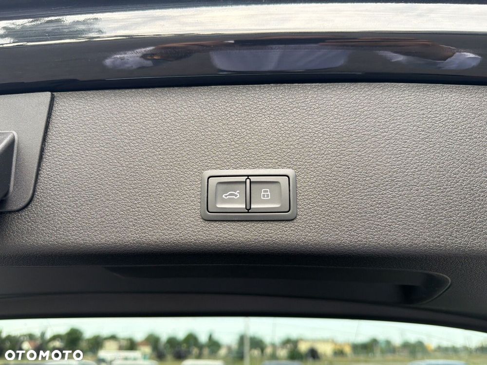 Audi e-tron - 25
