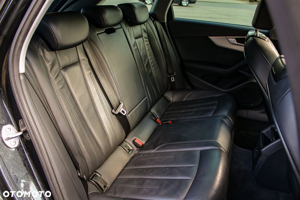 Audi A4 Avant 2.0 TDI S tronic - 28