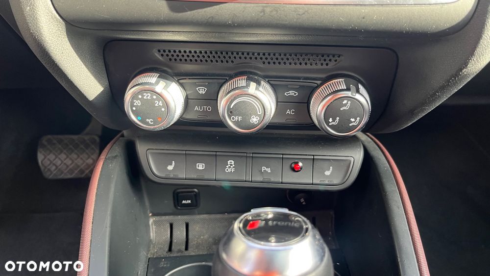 Audi A1 3-drzwiowe 1.4 TFSI Ambition S tronic - 14