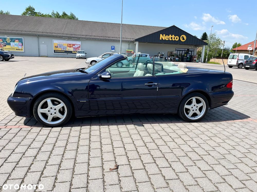 Mercedes-Benz CLK - 6