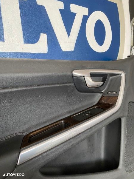 Fata de usa stanga fata Volvo V60 313366168, 8635846, 863589 - 2