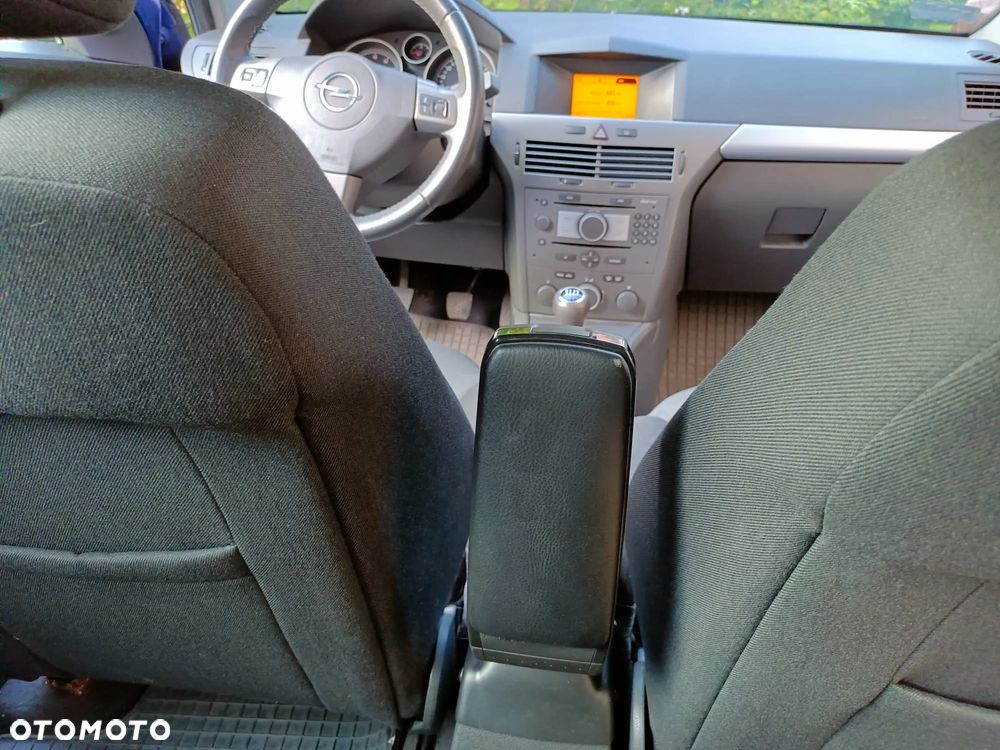 Opel Astra 1.6 - 23