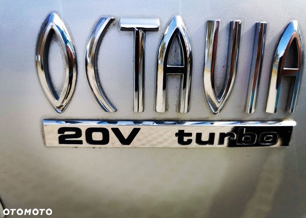 Skoda Octavia 1.8 T Combi Advance - 25