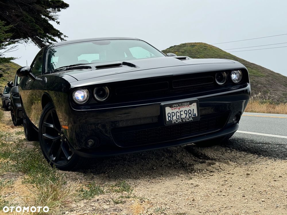 Dodge Challenger - 34