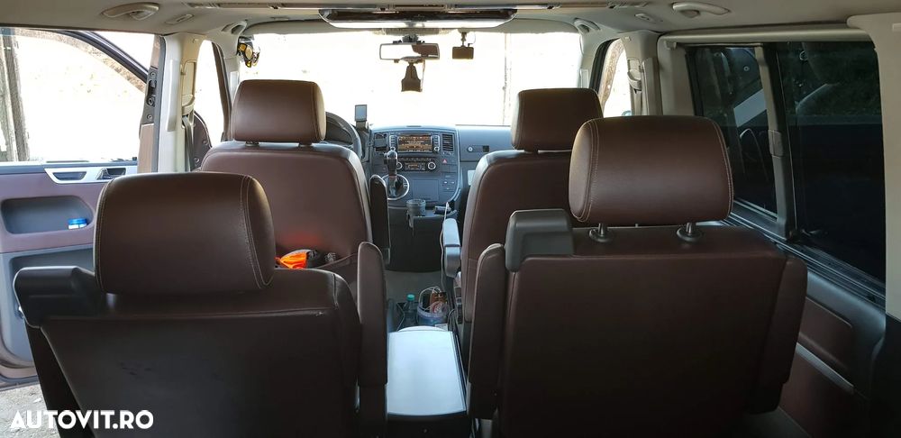 Volkswagen Multivan - 15