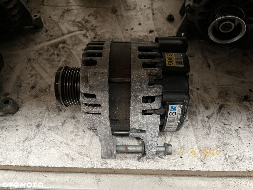 Alternator 2.0 CRDI Hyundai Tucson III LIFT 37300-2F500 - 2