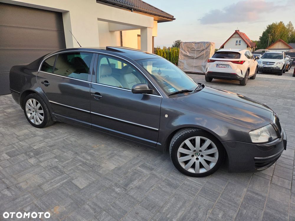 Skoda Superb 2.0 TDI DPF Exclusive - 2