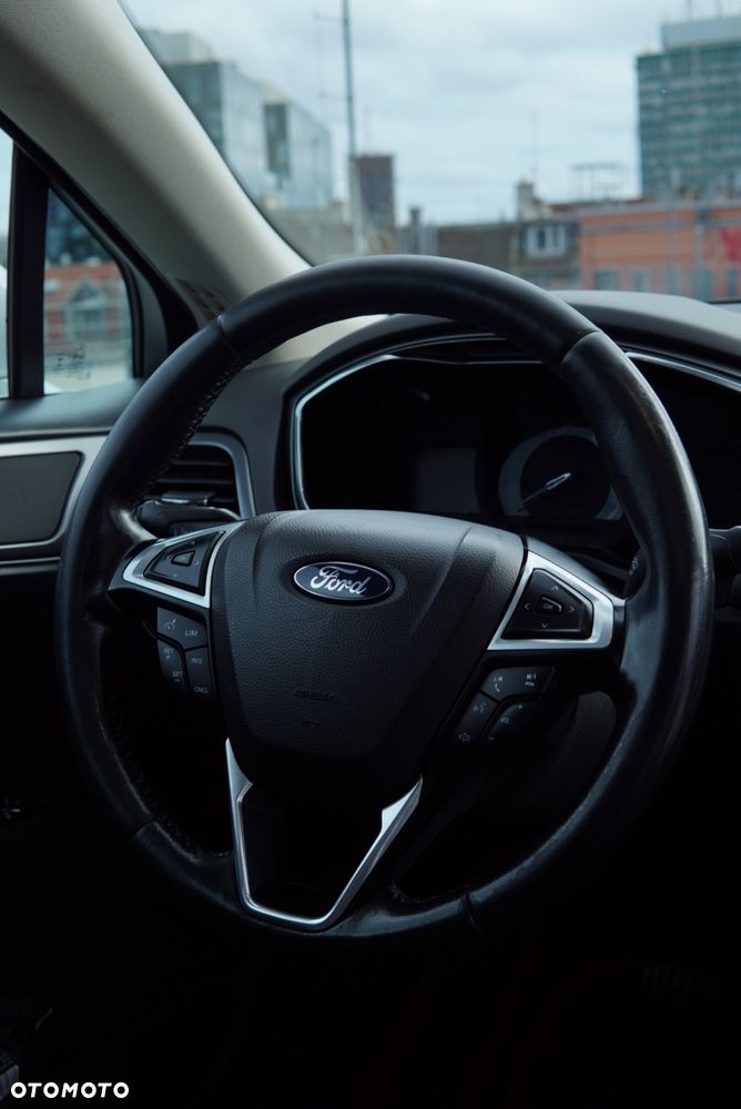 Ford Mondeo - 11