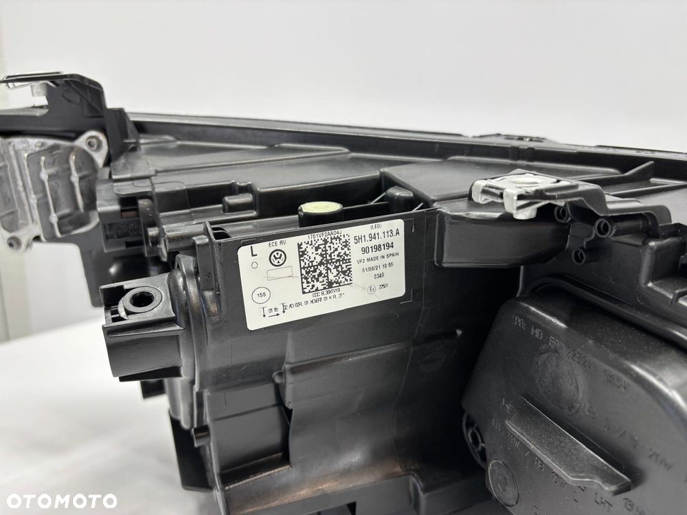 Volkswagen VW Golf VIII 8 GTI IQ Light Lampa Lewa Przód Przednia 5H1941113A - 10