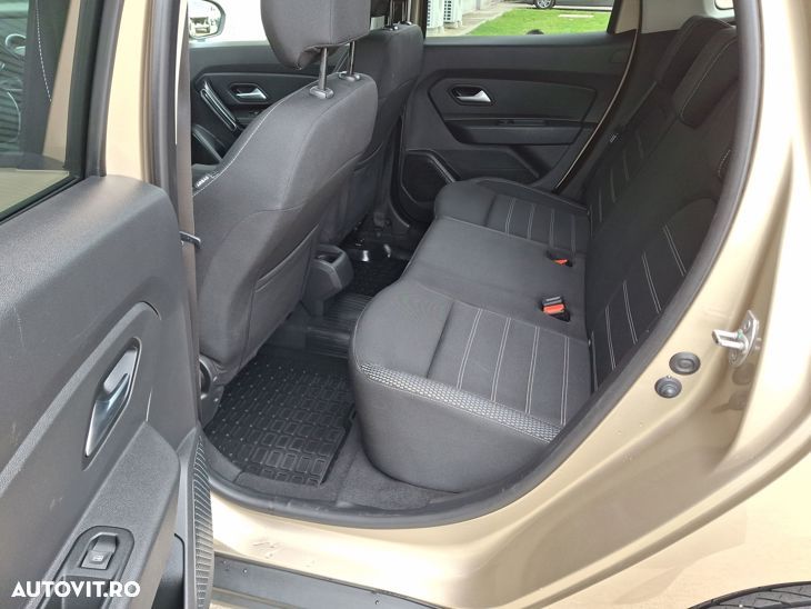 Dacia Duster 1.5 Blue dCi 4WD Prestige jante 17" - 13