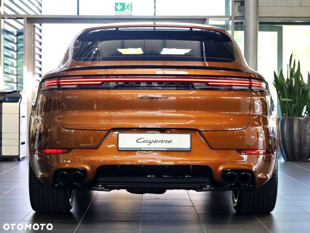 Porsche Cayenne - 6