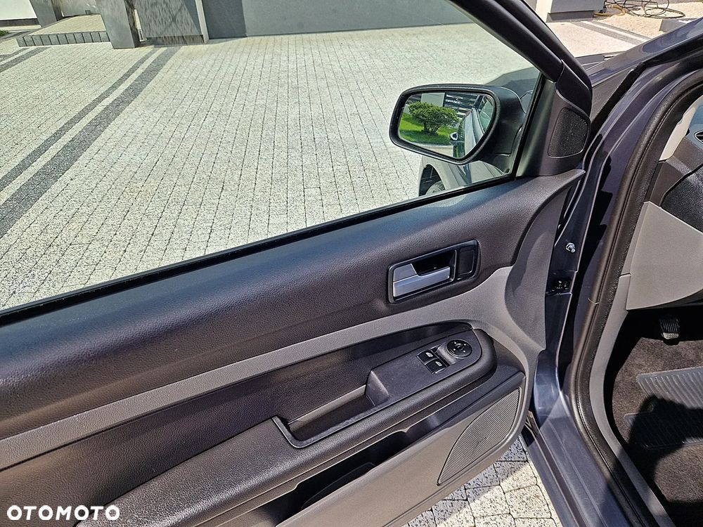 Ford Focus 1.6 16V Ambiente - 15