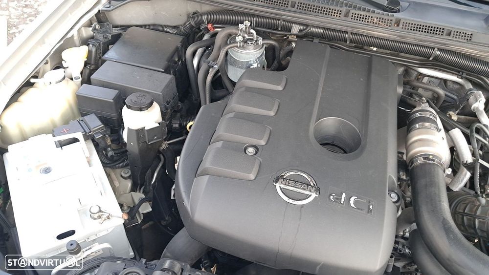 Nissan Navara 2.5 dCi CD LE Sport Edition - 28