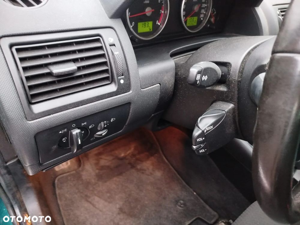 Ford Mondeo 1.8 Ghia - 20