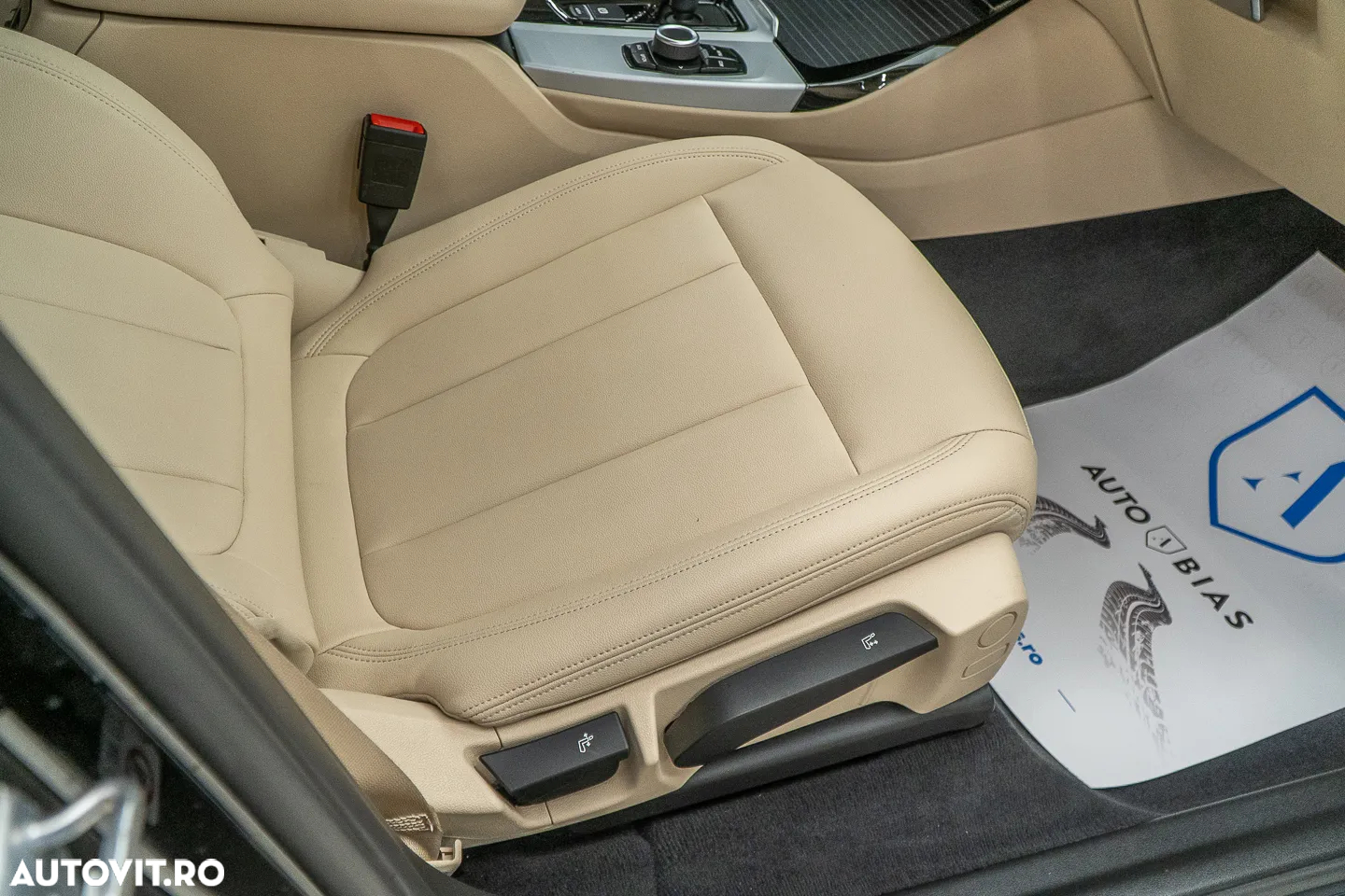 BMW X3 xDrive20d AT xLine - 38