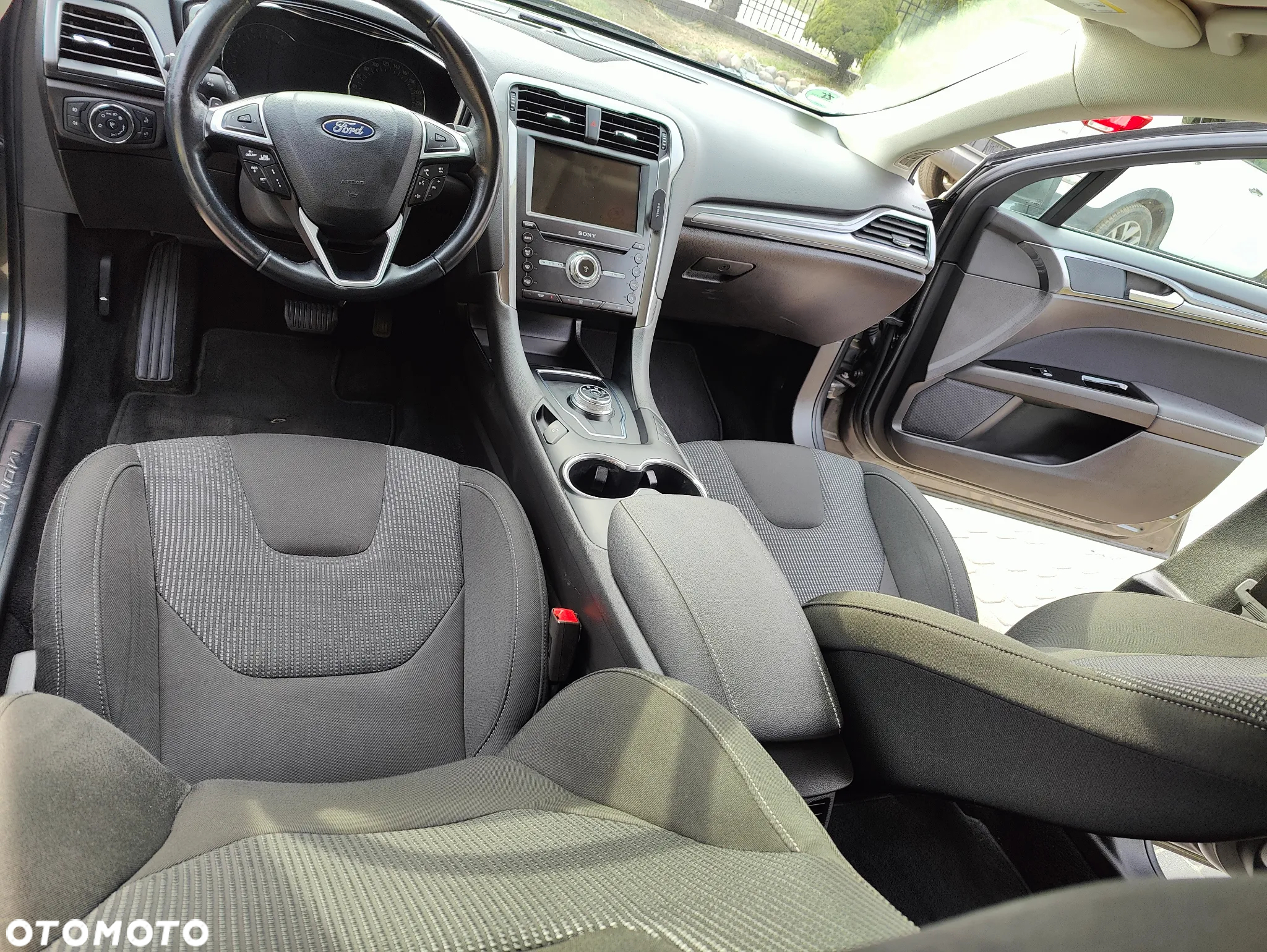 Ford Mondeo 2.0 EcoBlue Executive Plus - 4
