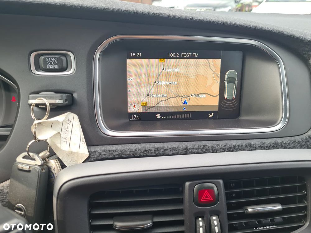 Volvo V40 Cross Country D2 - 10