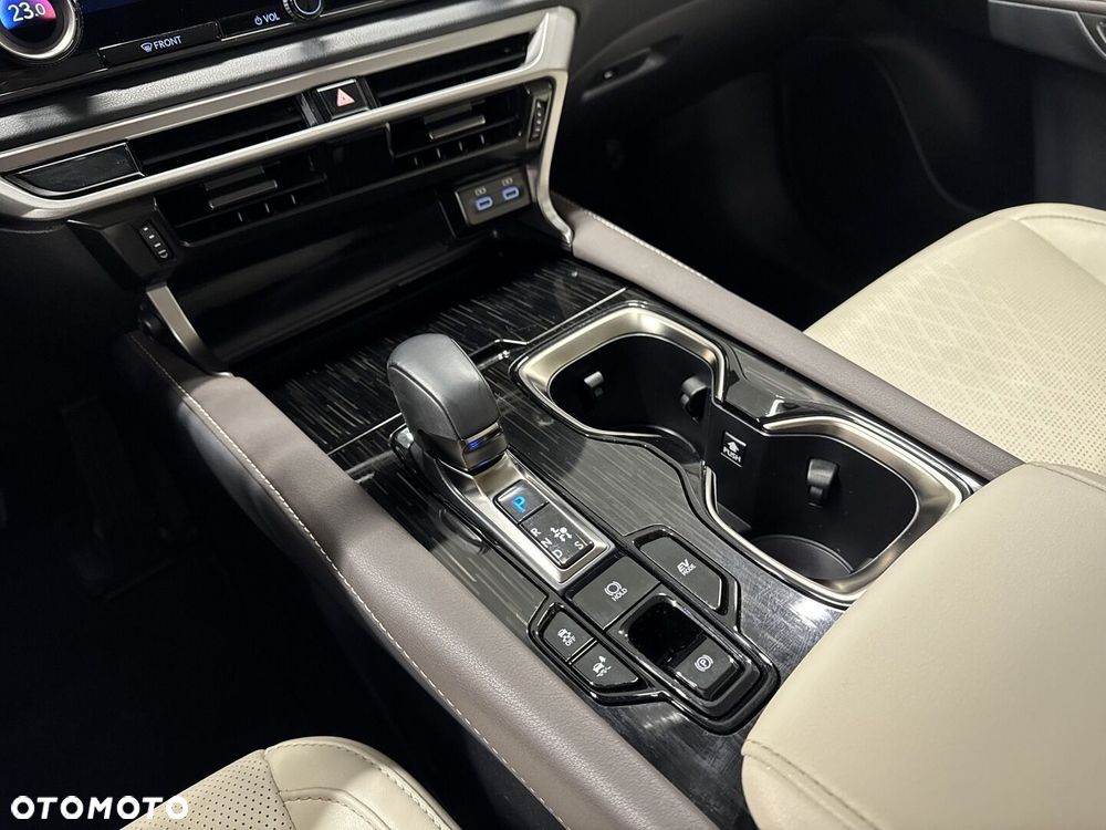 Lexus RX - 25