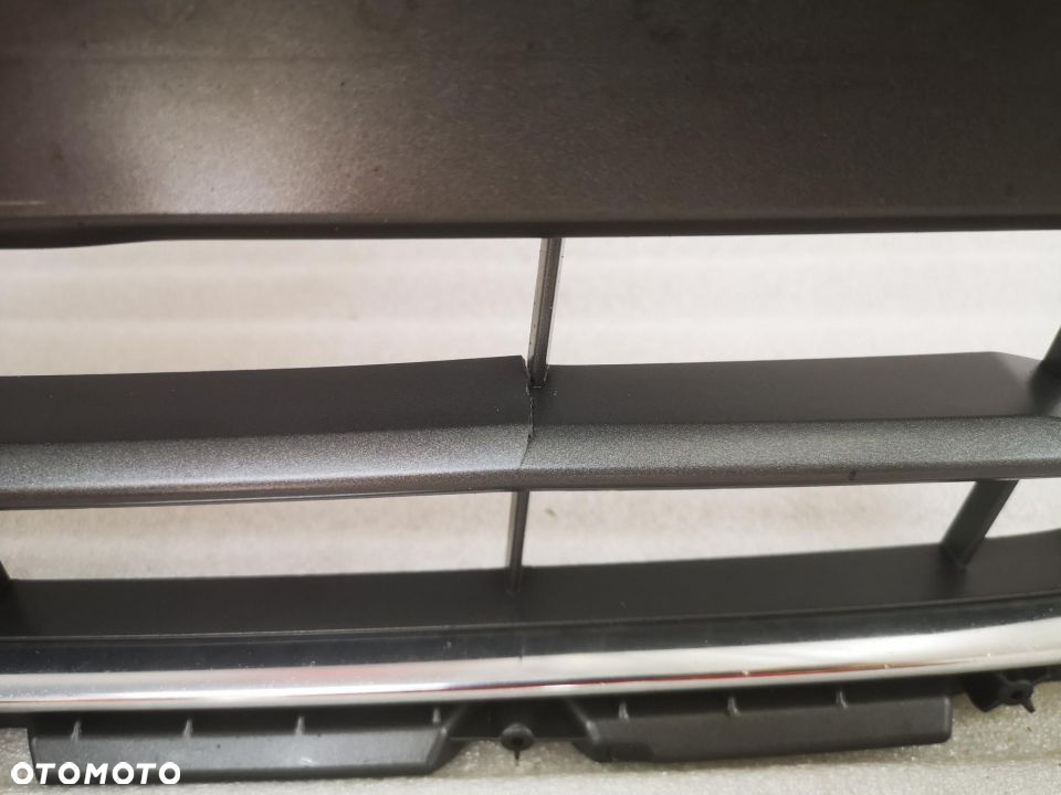 AUDI A1 LIFT 8XA 13- ATRAPA PRZEDNIA PRZÓD / GRILL NR: 8XA853651B  8XA853651C  NR AUKCJI NG247 - 10