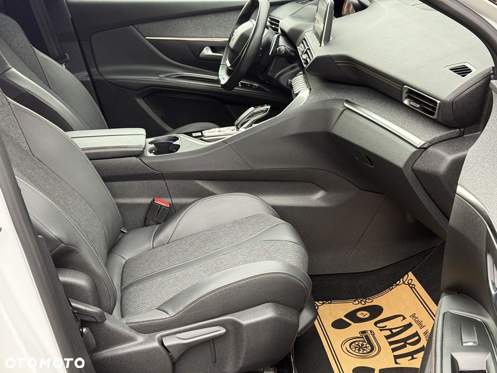 Peugeot 5008 BlueHDi 180 EAT8 GT - 10