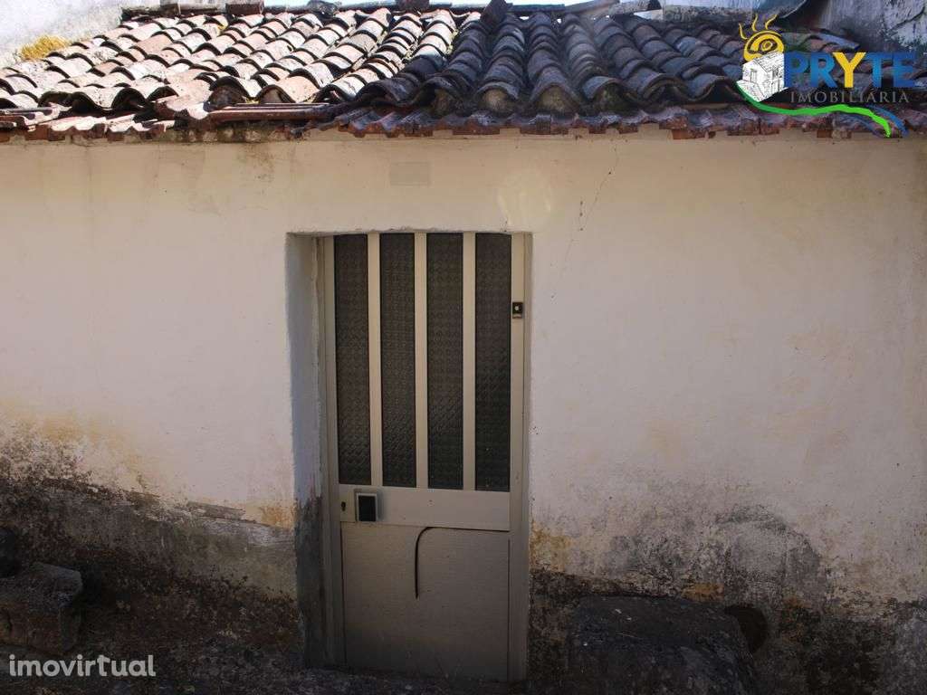 Imóvel rústico situado em Álvaro - Oleiros, para reconstruir - Grande imagem: 3/60