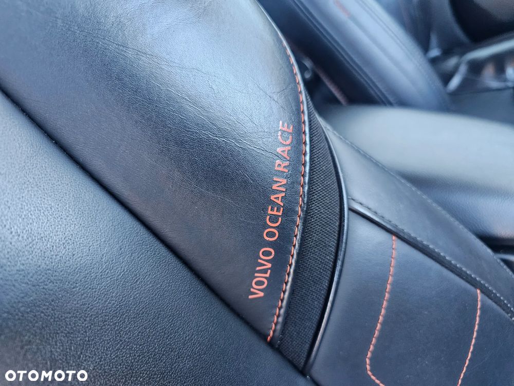 Volvo V40 D2 Geartronic Ocean Race - 33