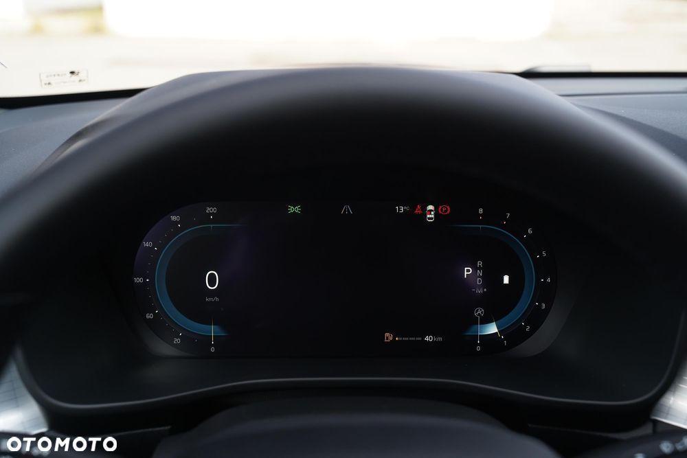 Volvo XC 40 B3 Plus Dark - 14