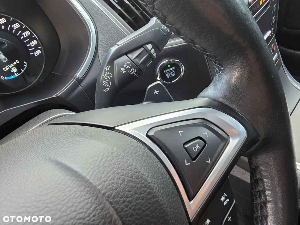 Ford S-Max 2.0 EcoBlue Titanium - 18