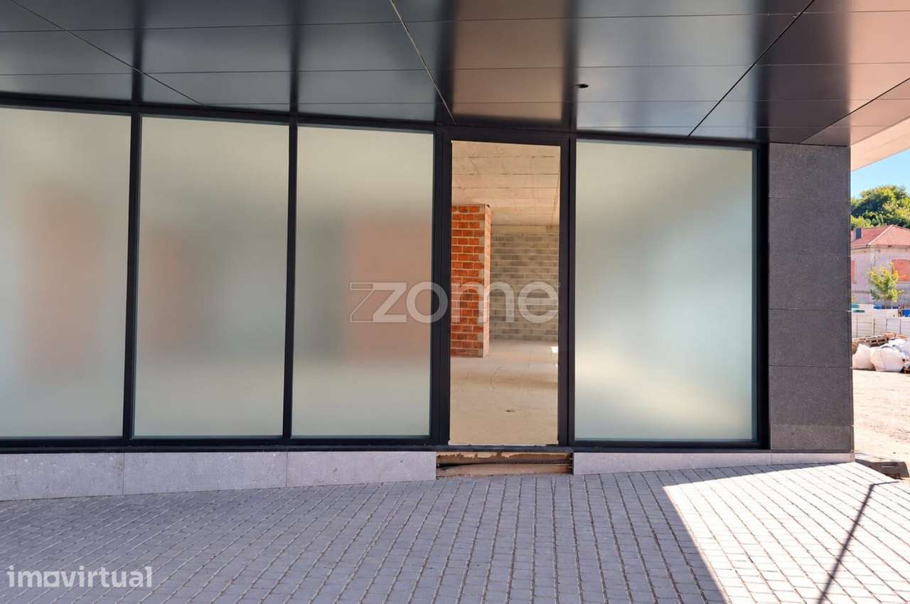 Loja comercial ,NOVA, com 148,70 m² na Maia, Praça do Oxigénio - Grande imagem: 3/10