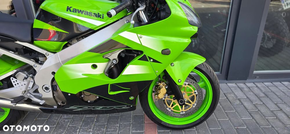Kawasaki ZX - 19