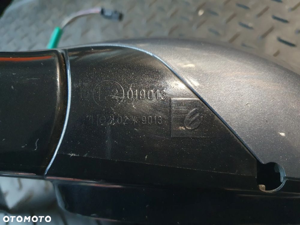 LUSTERKO LEWE Citroen C5 01- 5PIN EUROPA GRAFITOWE - 4