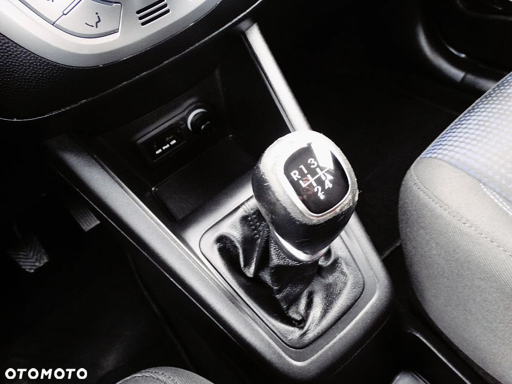 Hyundai ix20 1.4 blue Style - 27